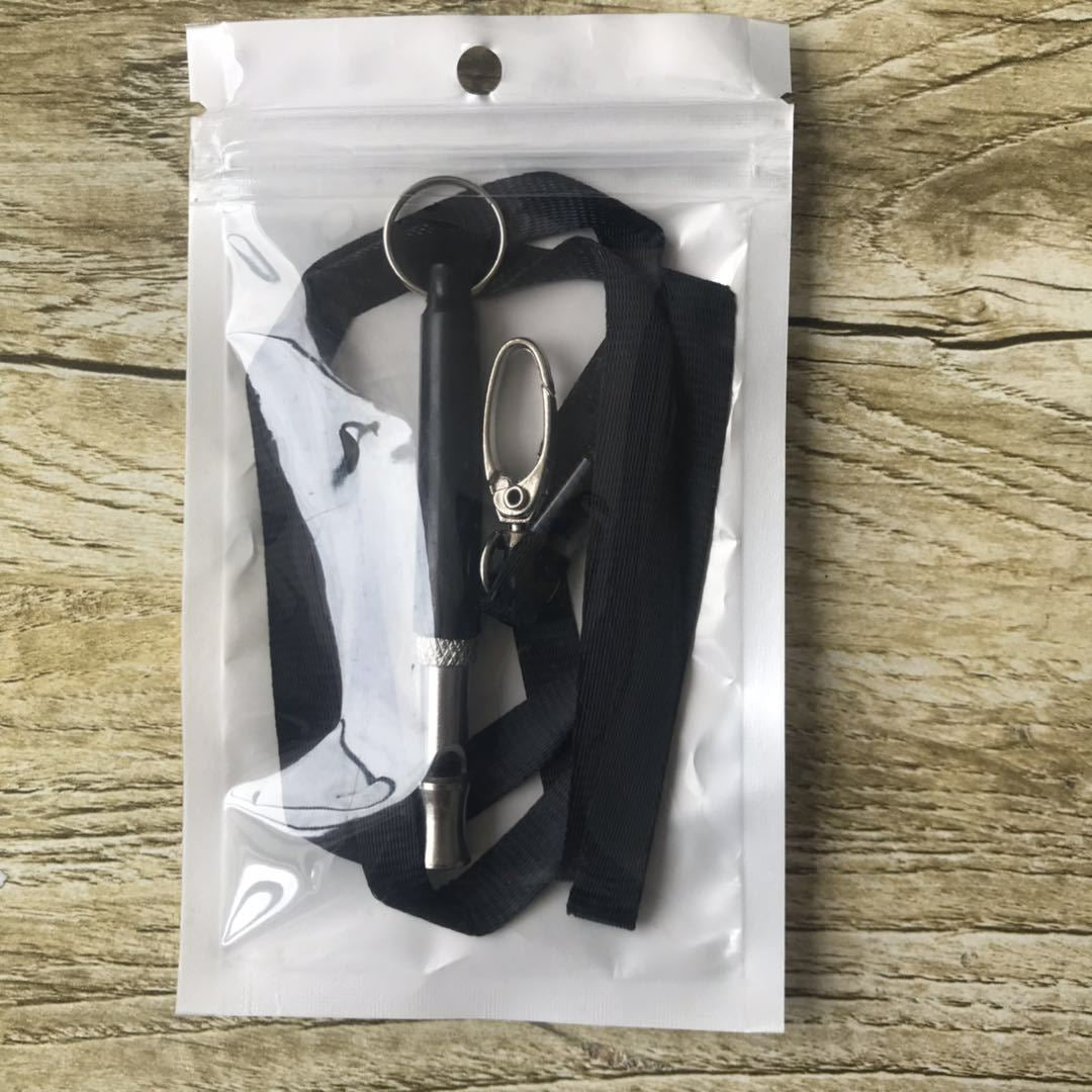Petsation Trainer Hundepfeife mit Hochfrequenz – Professionelle Ultraschallpfeife zur Hundeerziehung, leise Hundetraining Pfeife für Welpen & Hunde, Einstellbarer Frequenzton, Effektives Hundetraining Zubehör Schwarz