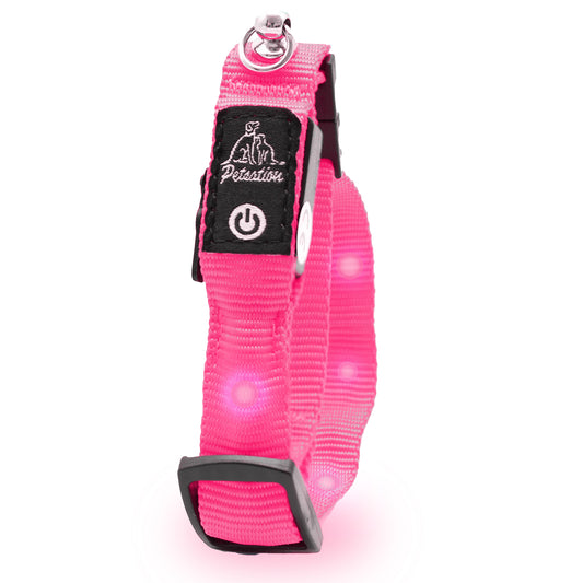 PETSATION Leuchtendes Katzenhalsband - Sicherheits-LED Halsband für Katzen, Verstellbar & Wasserdicht, Perfekt für Nachtspaziergänge, Helles, Reflektierendes Katzenzubehör für Sichtbarkeit & Schutz im Dunkeln Pink Größe S 21-27cm